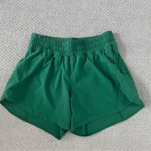 Lululemon Track That Mid-Rise Lined Short 5”